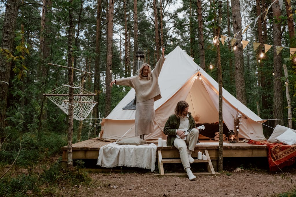 Experience the Ultimate Luxury in Nature: Glamping 101